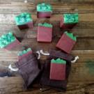 Savon  Savon Saponifié à Froid Fraise avec emballage  